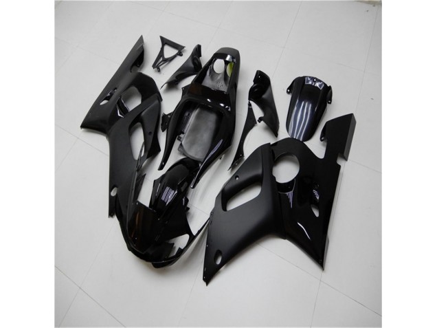Brillant Noir Mat Carénage Yamaha R6 1998-2002 Brillant Noir Mat Carénage Yamaha R6 1998-2002