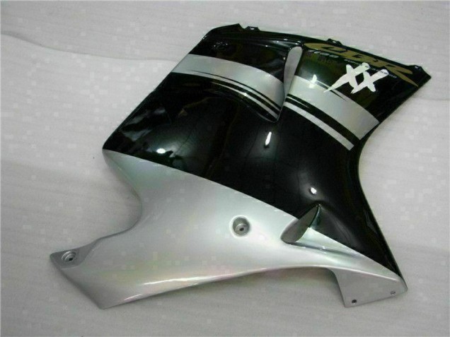 Noir Kit Carénages & Plastique Honda CBR 1100 XX 1996-2007 Noir Kit Carénages & Plastique Honda CBR 1100 XX 1996-2007