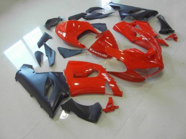 Rouge et Noir Mat Carénage Kawasaki ZX6R 2005-2006